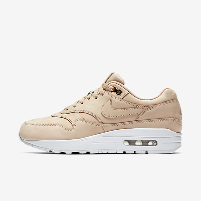 Nike air clearance max beige leather